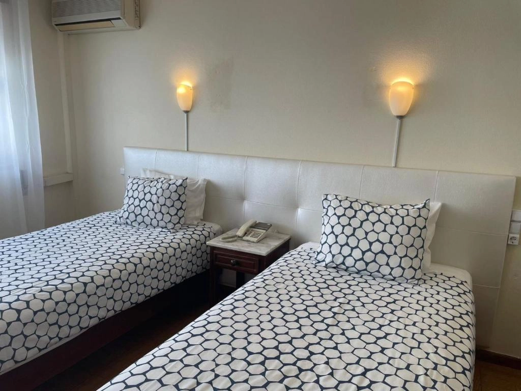 Room 2